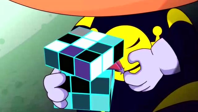 伽罗被黑衣人打成重伤,小心超人赶到时,魔方上夹着紫纹红叶!