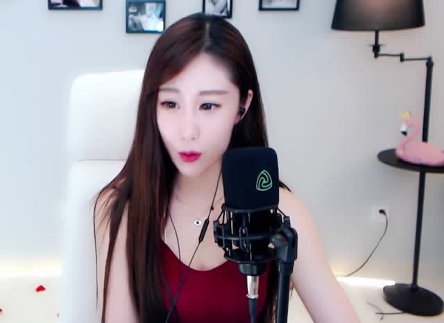 这妹妹漂亮,声音也甜美 1548