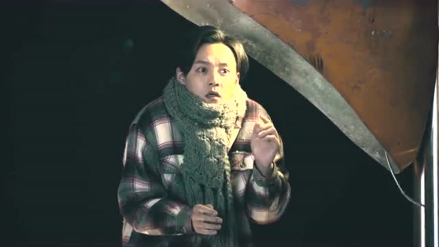 袁华雪夜给秋雅打电话被嫌烦,《一剪梅》一出真下雪了,太应景了