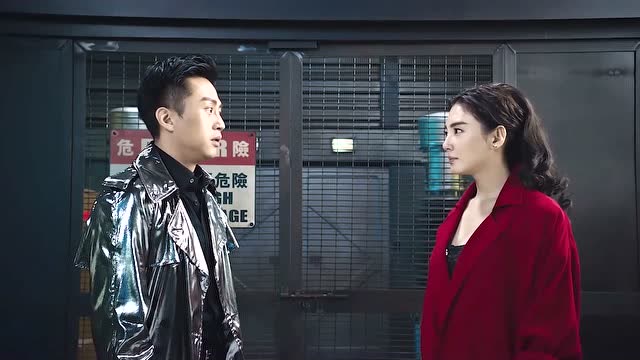 美人鱼:若兰相信刘轩说的人鱼是真的,还开启了一个秘密实验室