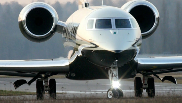 近距离实拍奢华的湾流g650 m-usik私人飞机