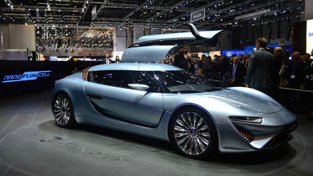 水真的能当汽油用?外国大佬发明盐水汽车,不烧汽油只烧水!