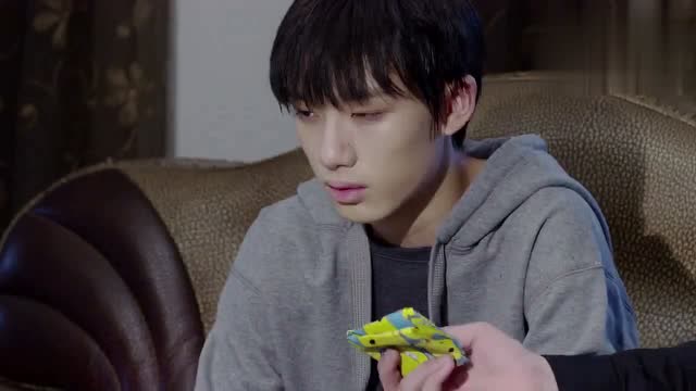 tf家族自制短剧《第二人生》第一集来啦!一大波小鲜肉小花袭来!