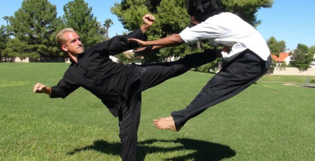 老外学会中国功夫的"南拳北腿"!居然开始收徒弟,不怕被踢馆么?