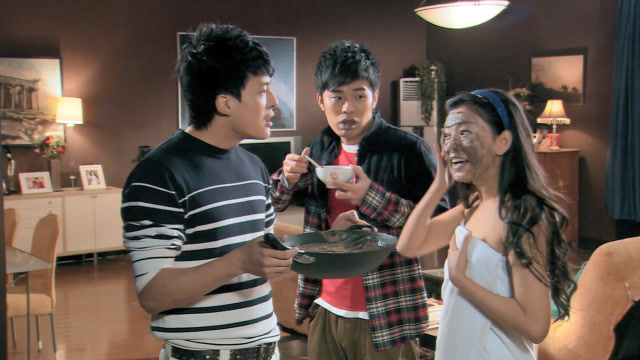 曾小贤和吕子乔偷吃秦羽墨的面膜,知道真相后,内心是崩溃的