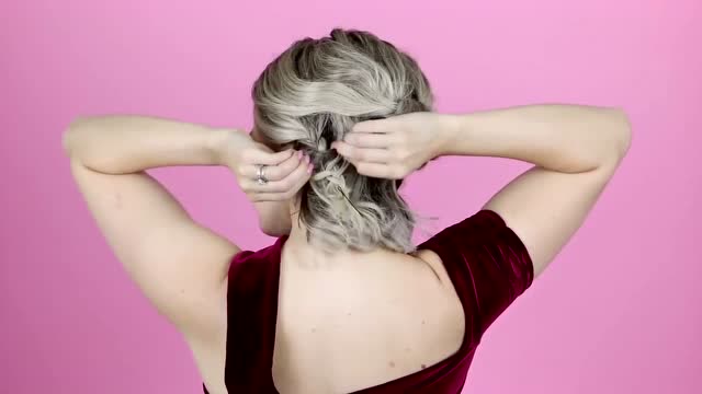 超火的短发盘发,简单好看又洋气