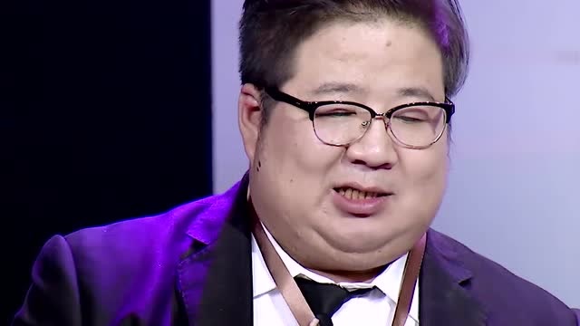 肥龙30亿开小卖铺,买跑车跟玩似的,说出真相肖旭热泪盈眶,扎心了!