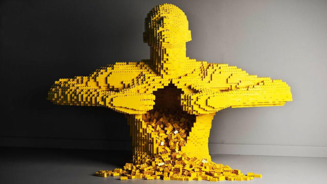 用乐高拼成的雕塑!给大神们跪了!