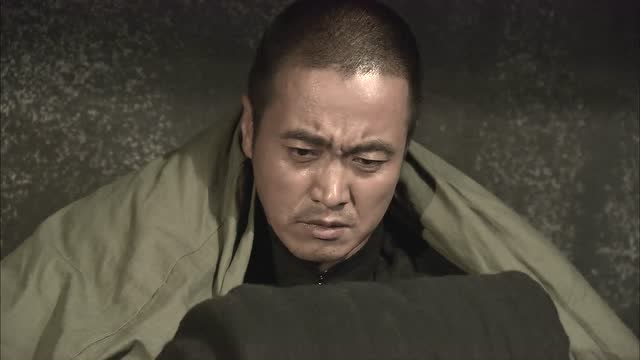 刘猛当面揭穿了战犯的累累罪行,所长提醒他好好认罪