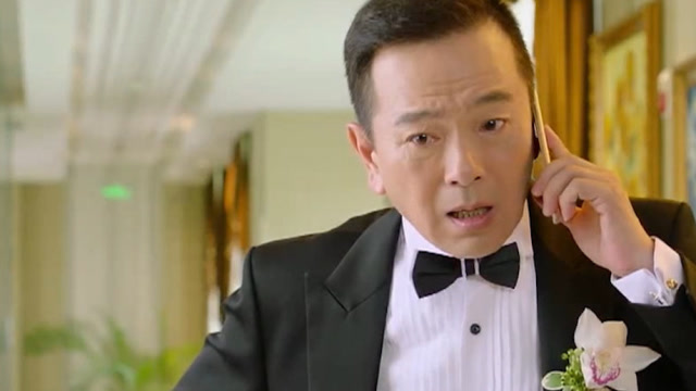 太太万岁:楚胜男迟迟未到婚礼,楚杰打电话催促胜男赶紧到场