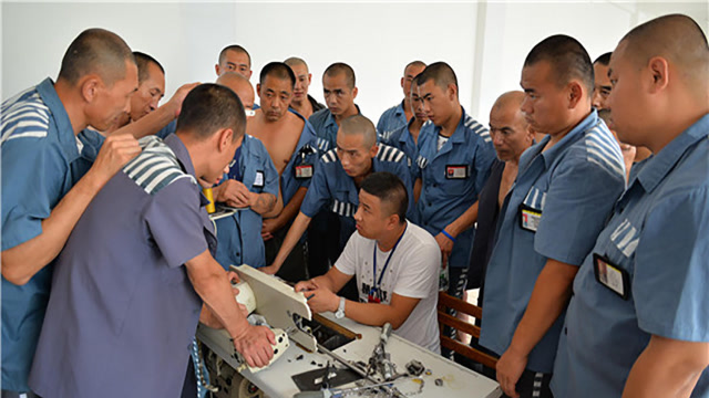 监狱服刑的人丧失劳动能力后,将会被"这样"处置,说了可能不信