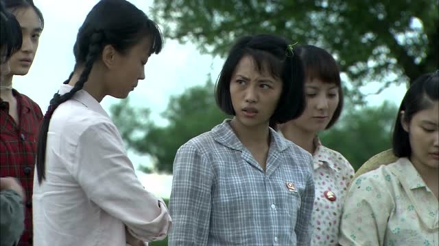 知青:谢菲找到吴敏"死穴",张龄心出面解围,吴敏怒了