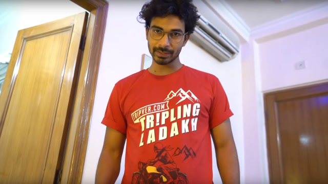 印度小伙乘坐中国高铁,发现这些问题,国人却觉得无所谓