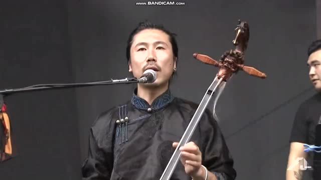 杭盖乐队《酒歌》fujirock音乐节现场