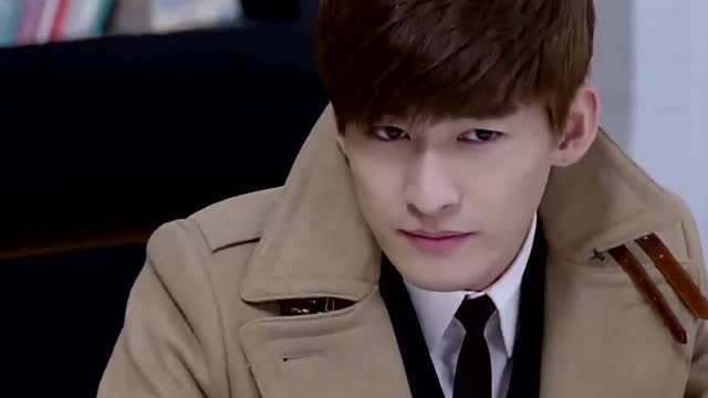 封腾最大的爱好就是逗杉杉玩了吧!这宠溺的眼神!百看不厌!