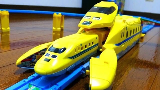 搭建新干线铁路轨道玩具