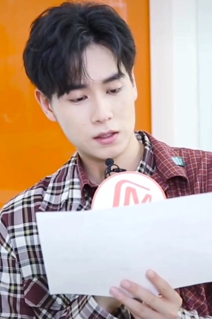 胡一天天天向上采访