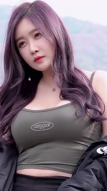 听说有钱人都想找这种身材丰满的媳妇