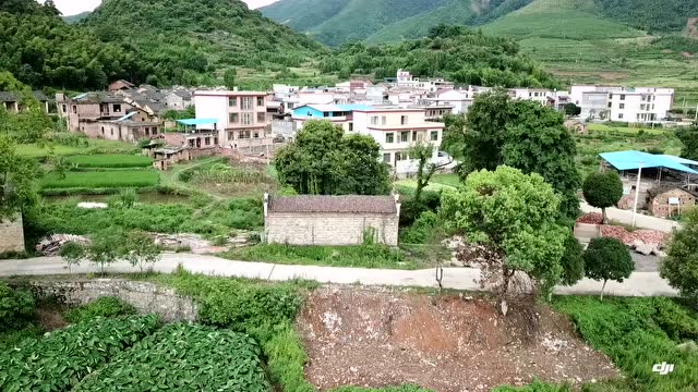 航拍临武石门村