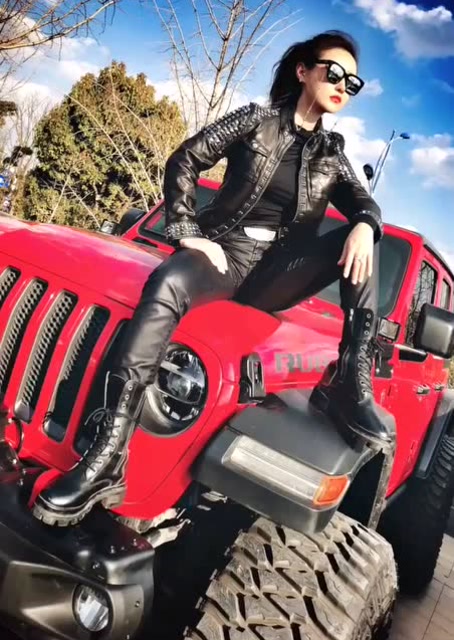 女汉子也有霸气的一面!1p1