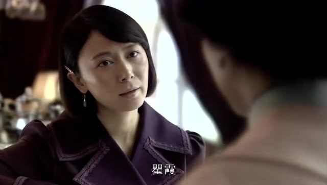 瞿霞与立华偶遇,立华打听立青消息,谁料瞿霞已经开始有戒备之心