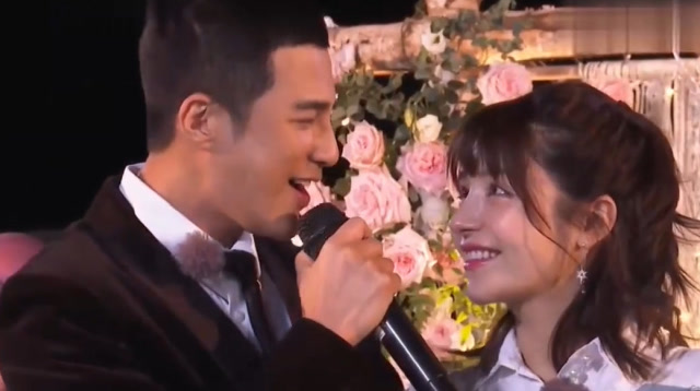 姜潮求婚麦迪娜深情唱歌麦迪娜感动落泪