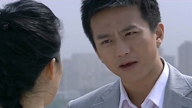 艰难爱情:孟皓向林雨馨炫耀财产,林雨馨反应亮了,真是意想不到