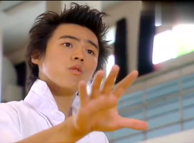 mvp情人:高兴找球队麻烦,董奇深也不看看这是谁的地盘!