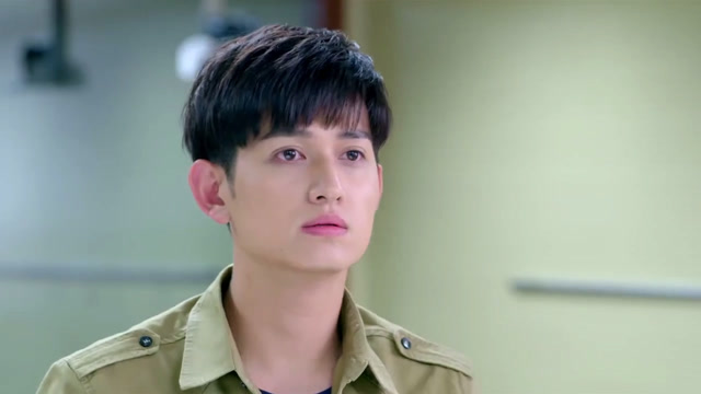 麻辣变形计:梁大巍在课堂上嘚瑟,结果被总教官提问,丢脸丢大了