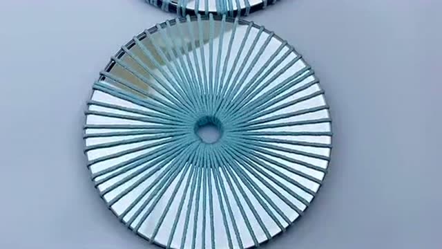 废旧的光盘不要扔,遇到毛线变成精致笔筒,废物利用就是如此神奇!