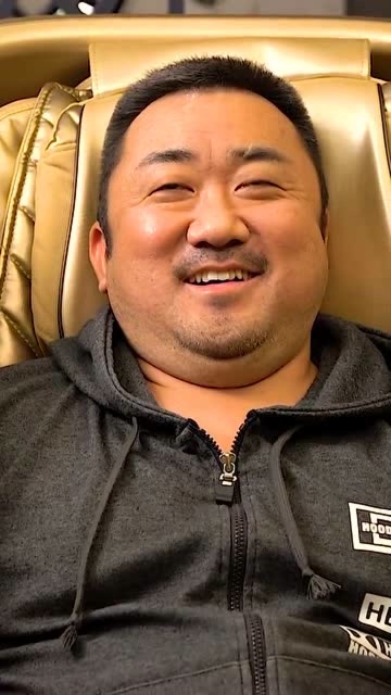 韩国最后一个男人马东锡年轻时似彭于晏今牵走最性感教师