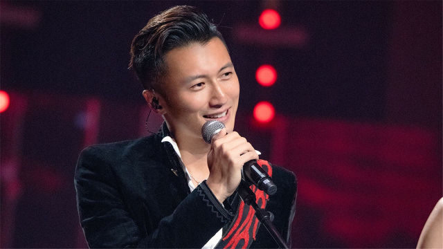 谢霆锋《让我一次爱个够》,事实证明不会唱歌的厨子不是好演员!