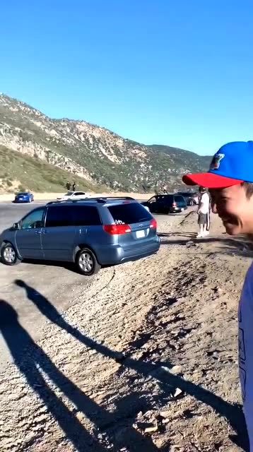 一起开车去兜风啊