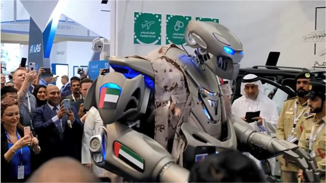 保镖机器人未来图片