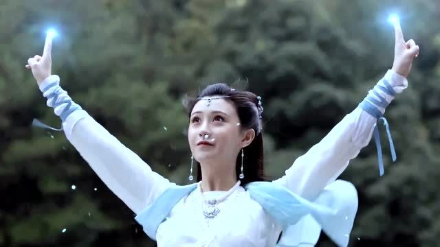 龙无目:看我龙女卡姿兰大眼睛,这是我见过最美的龙女布雨