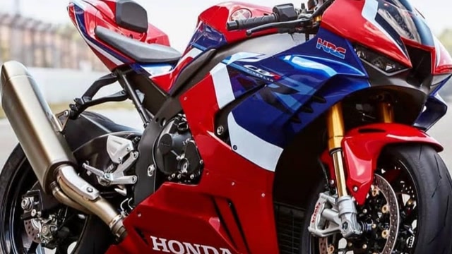 赛道试驾本田cbr1000rr-r