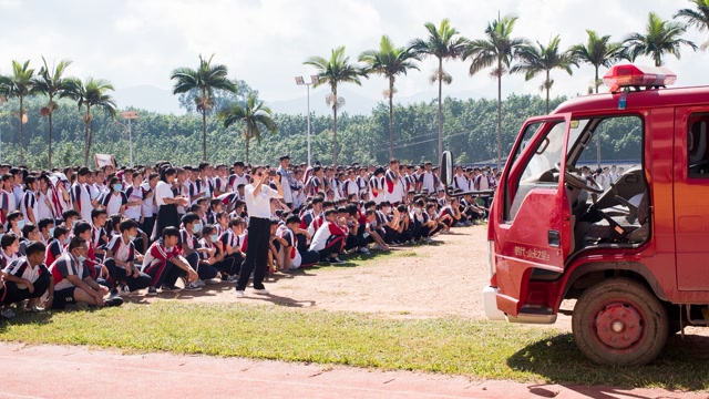 消防演练-勐腊县第二中学