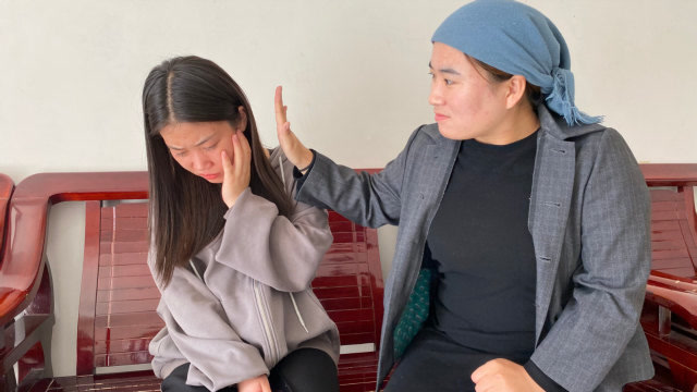 婆婆打儿媳巴掌:替我儿子调教你,不料儿子回家骂婆婆:要你管?