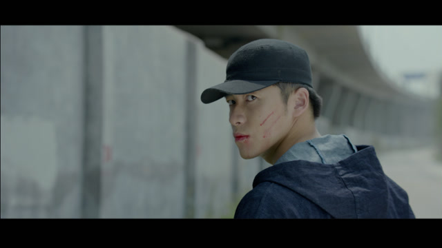 《迷罪追凶》精彩片段:凶案嫌疑人遭同伴偷袭被注射不明液体