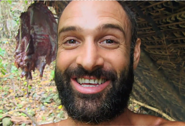 德爷荒野求生60天,这个称为"地表最强的男人"哭了,他究竟遇到了什么