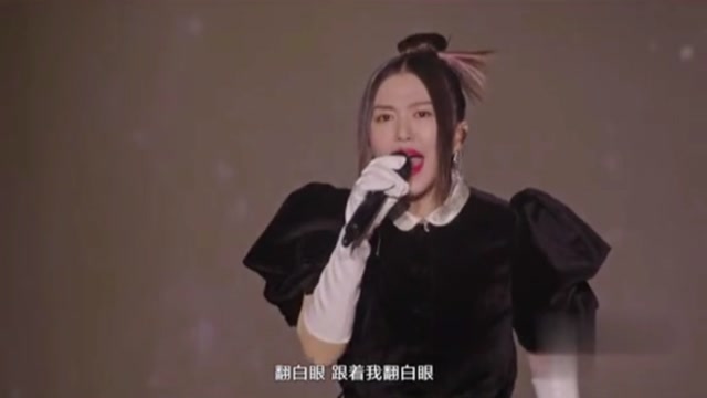 《钱夫人》——谭维维