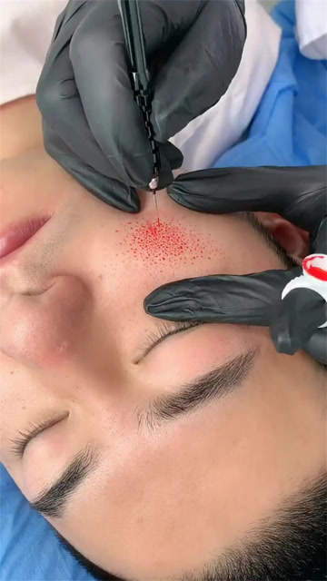 小哥哥都开始纹腮红了,真是让我这个家庭主妇感到意外啊!