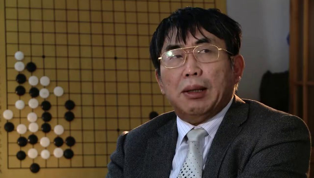 棋圣聂卫平,从小就喜欢安静,八岁开始学下棋