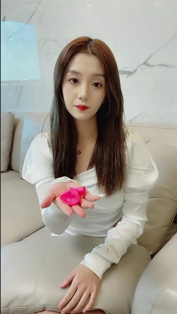 安琪说给王旭讲个道理,前面还好好的,后面的表情是啥意思