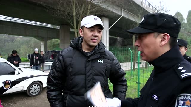 【片场日记13】二队长拍戏苦中找乐,逗大家开心