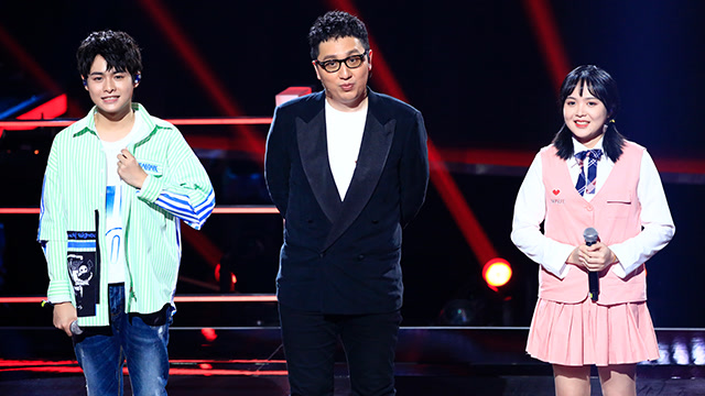 秒变"相亲现场"!洪雨雷李凡一相视而笑太甜,华少自认多余