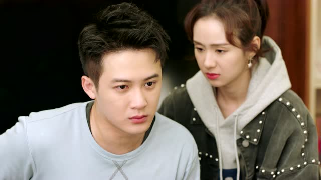 爱的厘米[dvd版]  关震雷接受李贝"投资"被发现 李贝父母生气罚扎马步