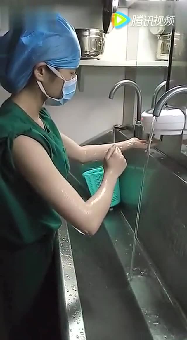 手术前洗手刷手消毒
