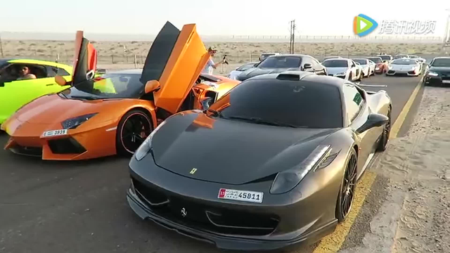 土豪的世界 网友带你看迪拜遍地豪车