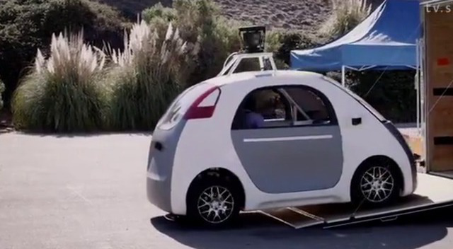 碉堡高科技 不用人工驾驶自己行使的小汽车